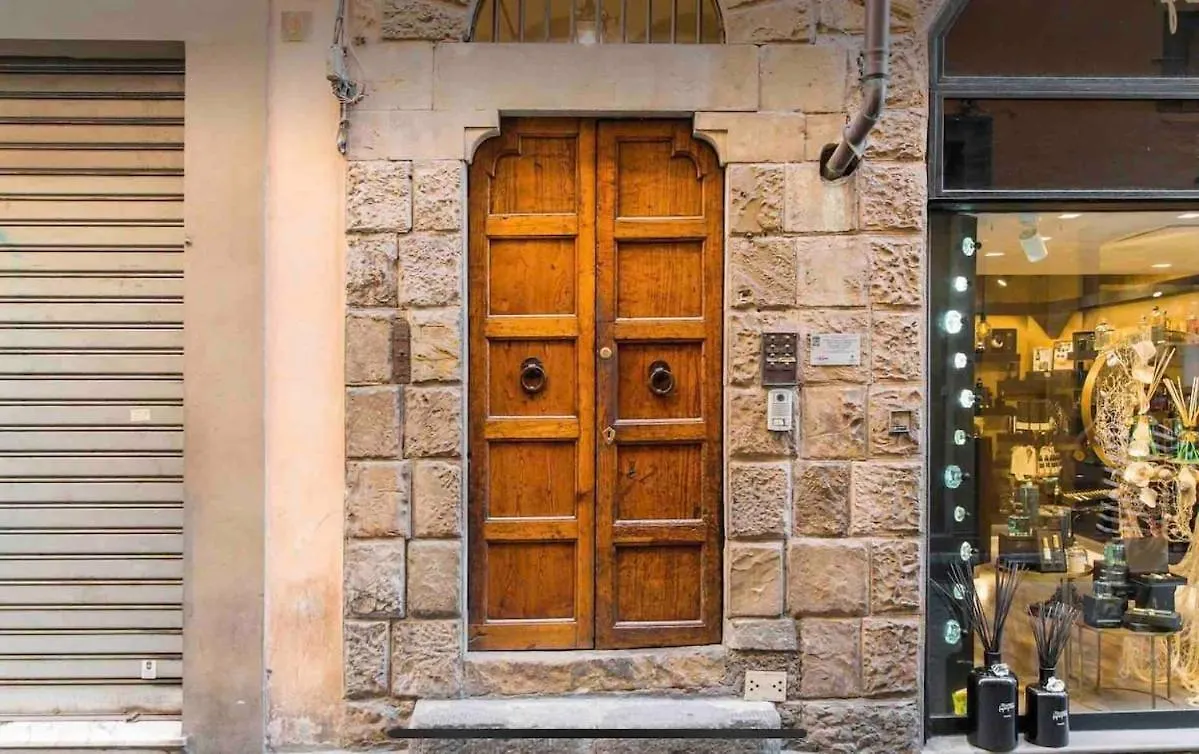 Apartment Watch The City Wake Light Filled Medieval Palace Florence